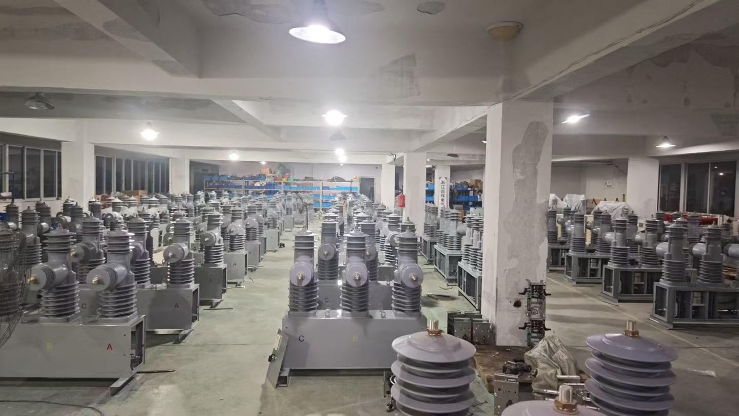 Top 10 Outdoor Circuit Breakers: Essential Guide for Your Electrical Safety