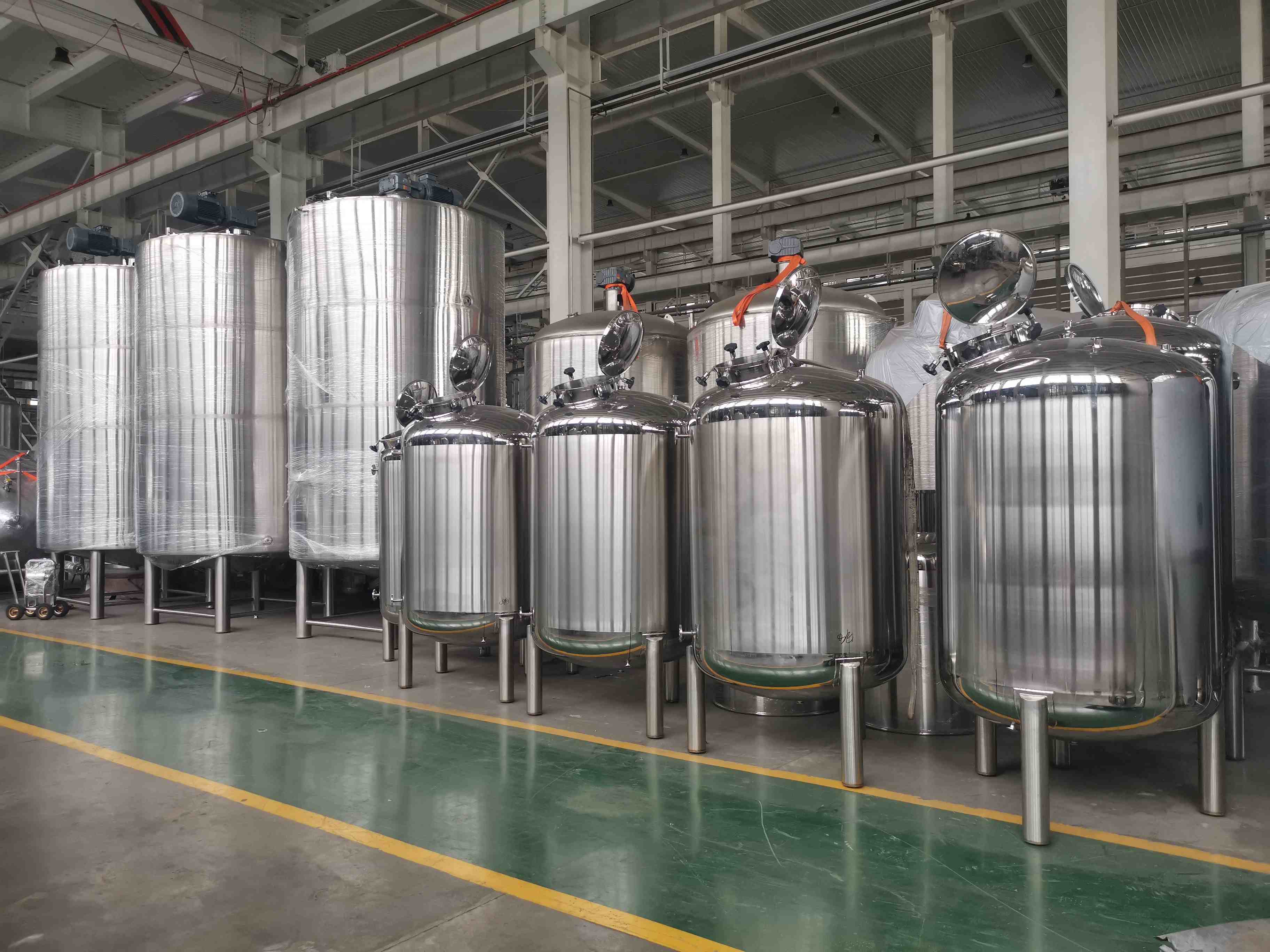 Storage Tank Manufacturer: How to Select the Best One for Your Industrial Needs